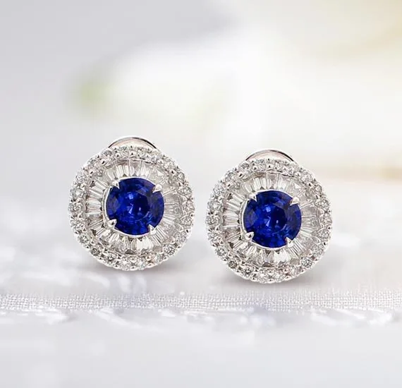 Stud Earrings Feature by Carat Smart Jewelers